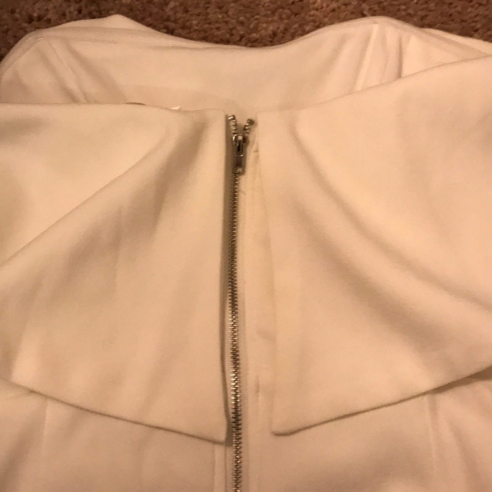Ivory Strapless Ruffle Dress - Picture 4 of 4